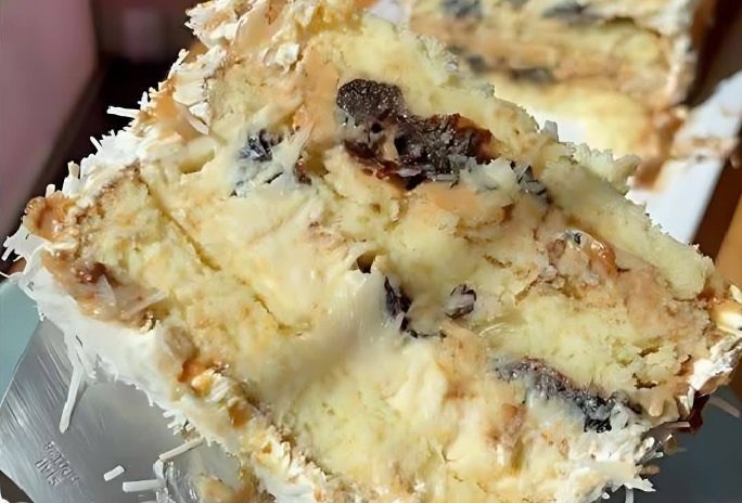 Bolo de Cocada com Ameixa: Sabor Inesquecível