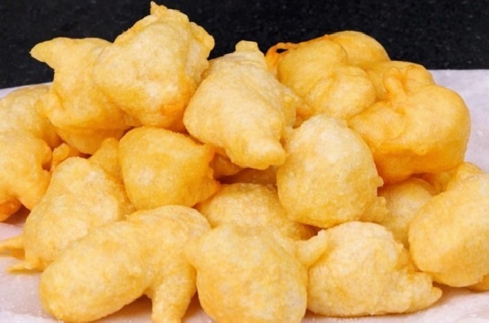 Bolinho de Chuva: 2 Ingredientes para o Prazer!