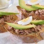 Sanduíche de Atum com Abacate: Receita Proteica e Saudável 05e6ba0c-ddce-4944-8691-0c9b036712c9